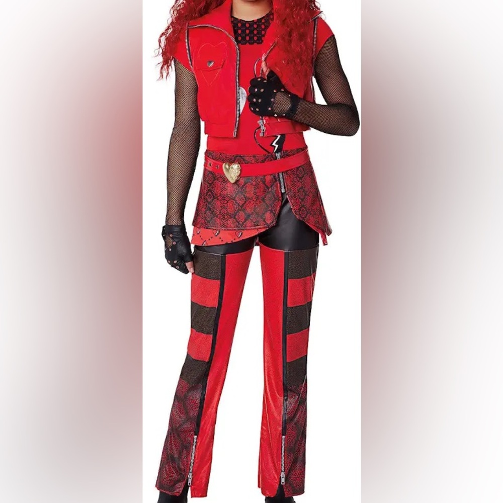Descendants the rise of red 4 pieces custome girl size m